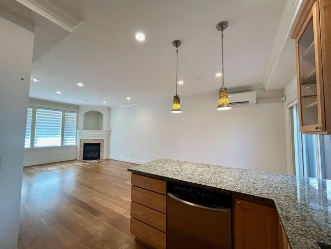 Photo - Queen Anne Townhome