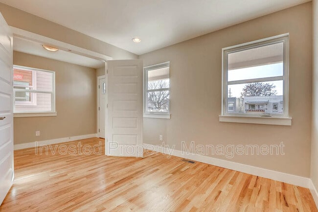 Photo - 3344 N Williams St