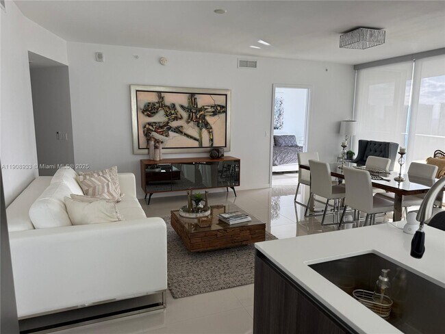 Photo - 488 NE 18th St Unit 2701