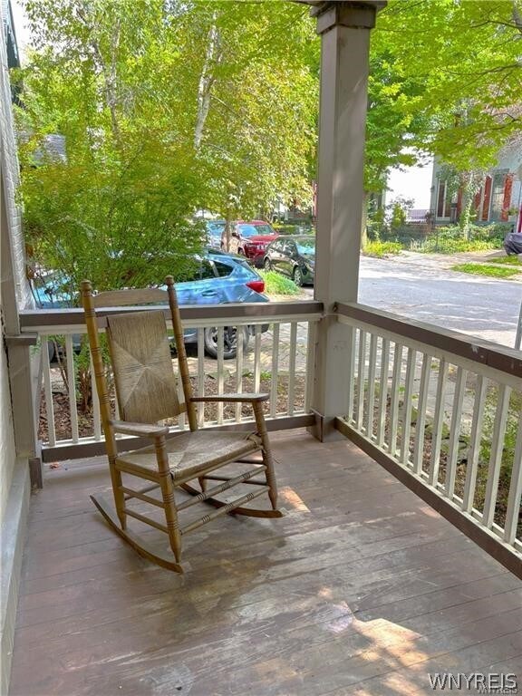 Photo - 18 Irving Pl