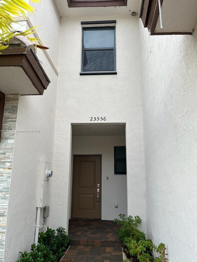 25556 SW 108th Ave