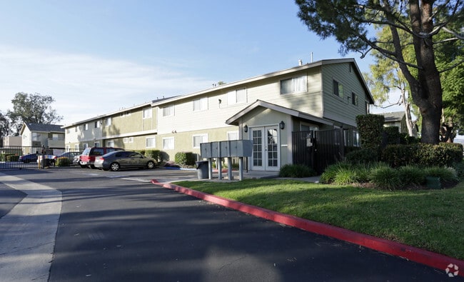 Photo - Citrus Breeze Apartments