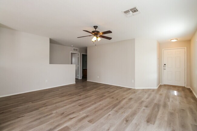 Photo - 1191 E Desert Moon Trail