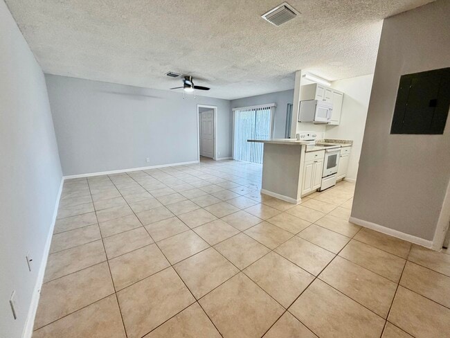 Photo - 30 Crossings Cir Unit A