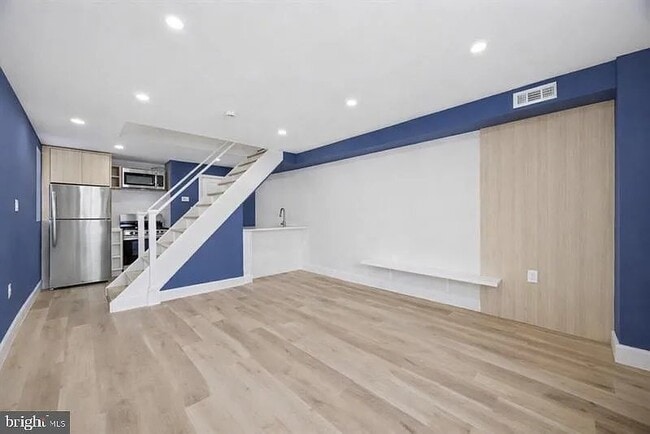 Photo - 4522 Baker St Unit B02