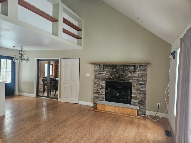 Photo - 116 Cheyney Dr