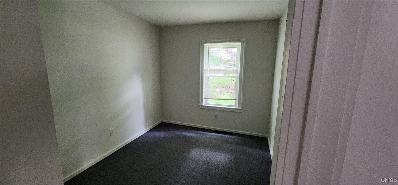 Photo - 127 W Schuyler