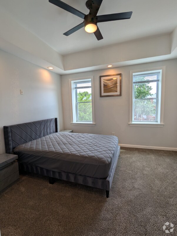 Building Photo - 3520 E Fayette St Rental