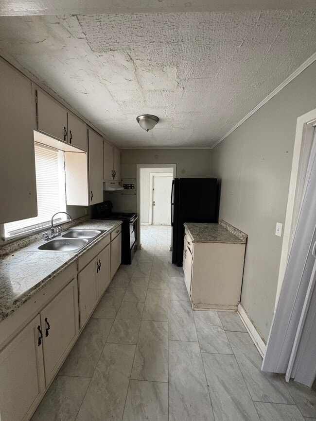 Photo - 3963 S Court St