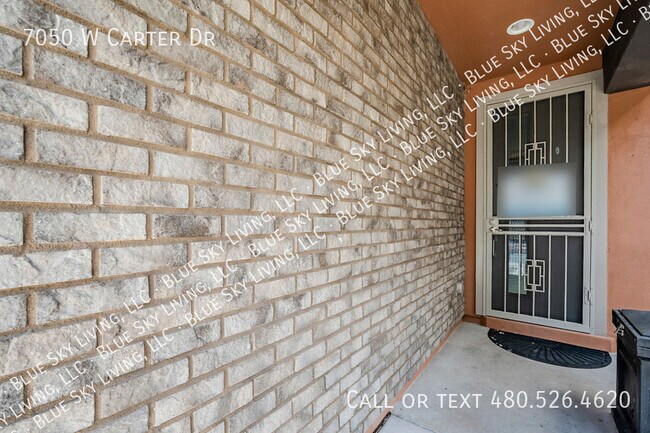 Photo - 7050 W Carter Dr