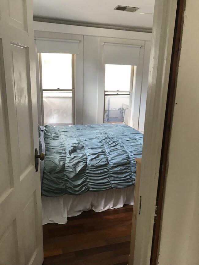 Photo - 870 Greenwood Ave NE