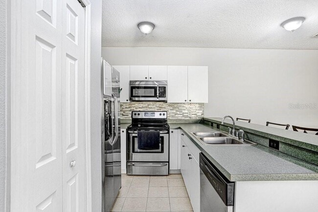 Photo - 2322 28th Ave E