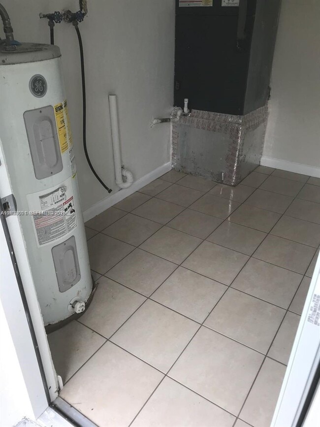 Photo - 4120 SW 25th St