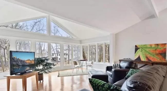Family room - 20565 Linden Rd House