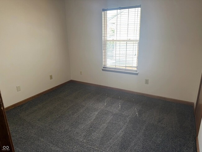 1506 Brook Pointe Dr