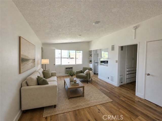 Photo - 6018 Hazelhurst Pl Unit 14