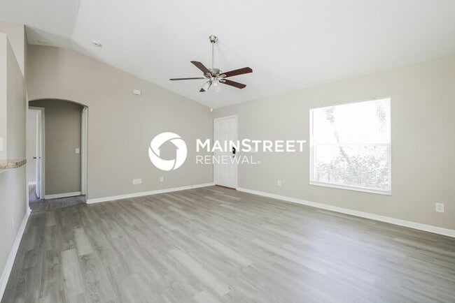 Photo - 3 Bedroom Pet-Friendly Home in North Port,...