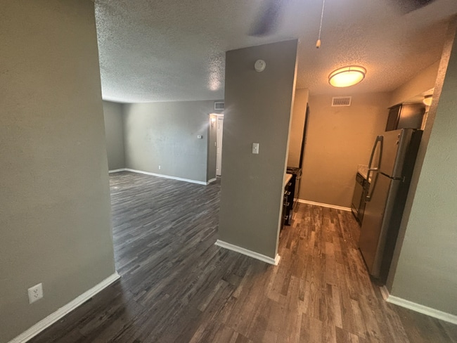 Photo - 531 Bedford Rd Unidad 115