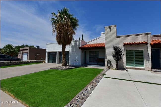Building Photo - 5534 Oakbriar Cir Rental