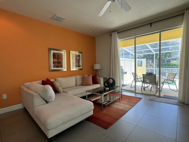 Photo - 1641 Retreat Cir