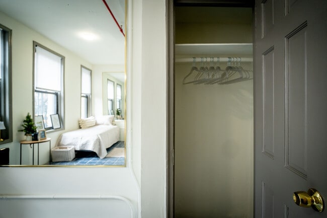 Photo - Harlem Place 1