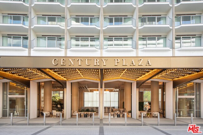 2025 Ave of the Stars Unit 1607