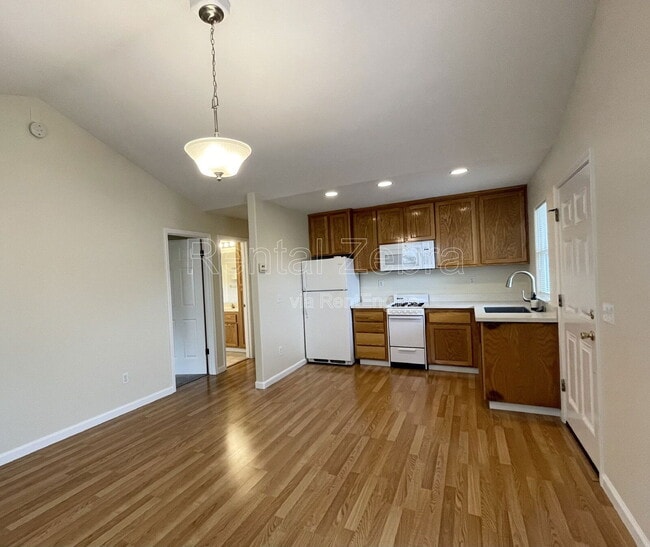 Photo - 2062 Red Oak Cir