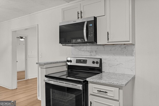 Photo - 72 Artillery Dr