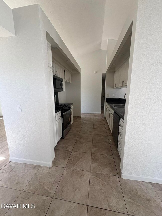 2137 Estrella Ct