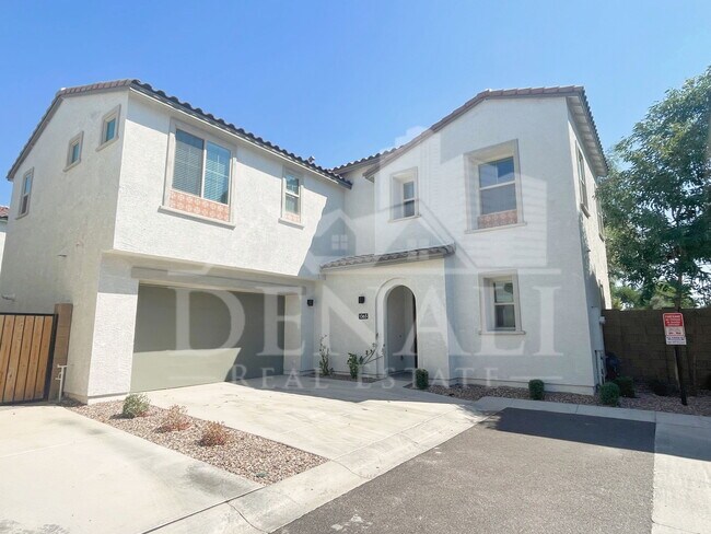 Building Photo - 1365 W Bluejay Dr
