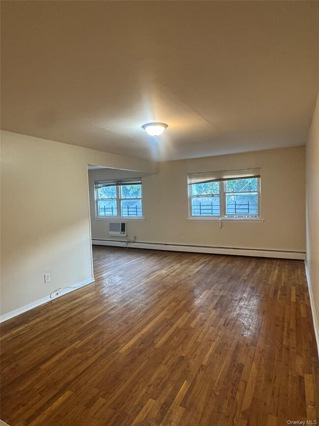 Photo - 148-56 262nd Pl