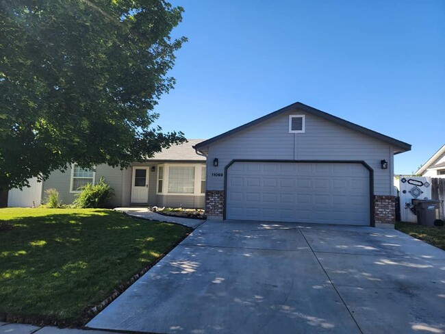 Photo - 11069 W Ardyce St
