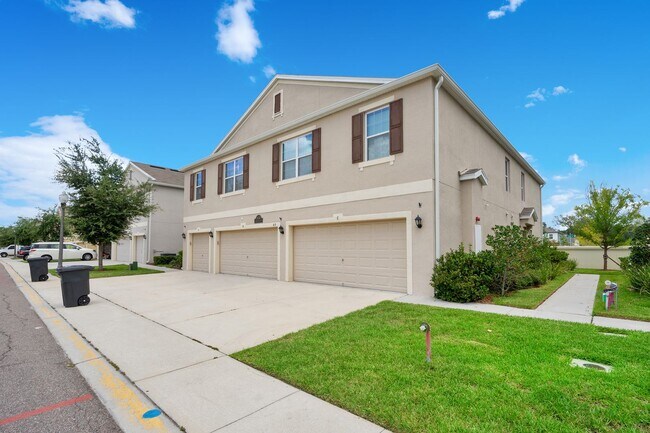 Photo - Spacious 3-Bdrm Townhome in Orlando's Gated Westwood Community - Available Now!