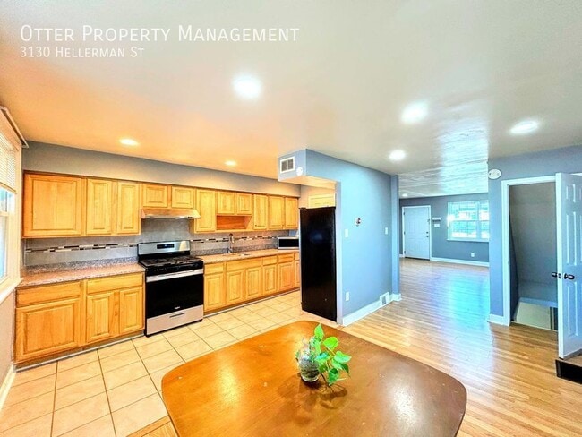 Photo - 3130 Hellerman St House