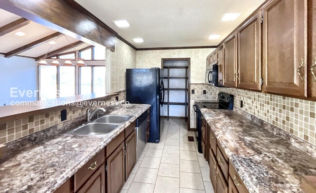 Photo - 7453 Twinbrook Dr