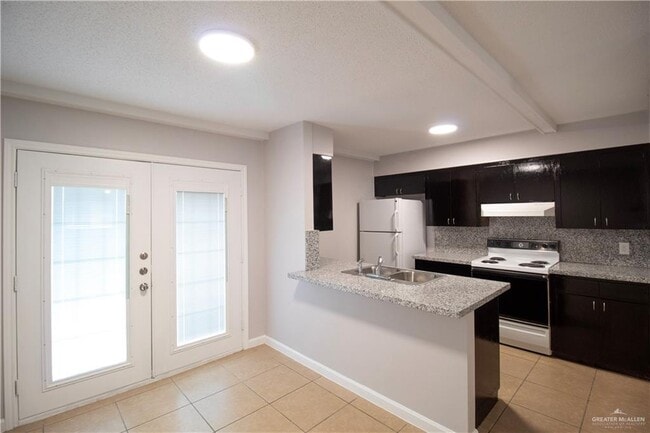 Photo - 10 Fern Ave W Unit C