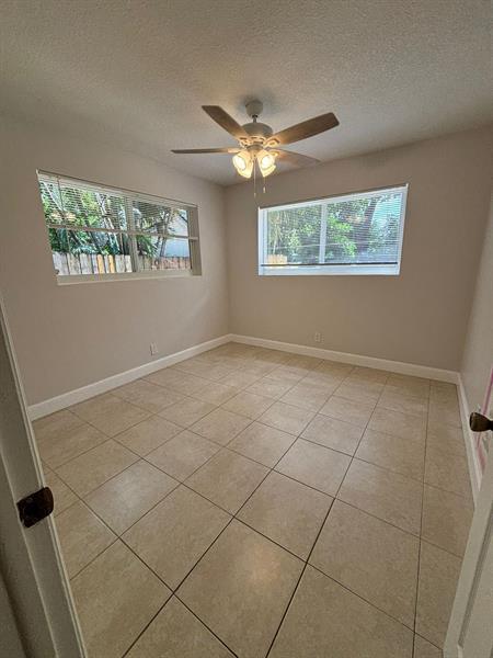 Photo - 1713 N Dixie Hwy Unit 3