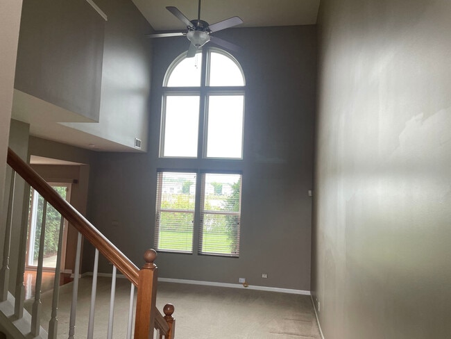 Photo - 615 Hawley Dr