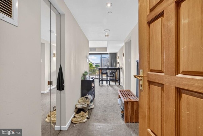 Photo - 1530 Key Blvd Unit 529