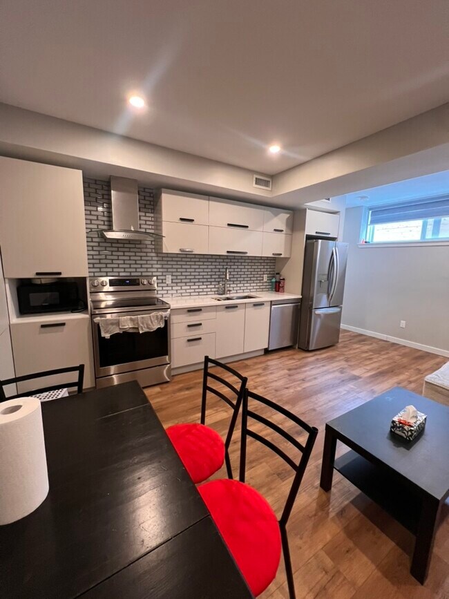 Photo - 1375 Maxime St