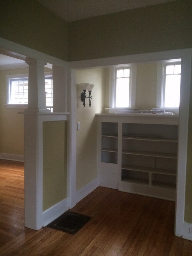 Photo - 940 Westcott St Unit 1