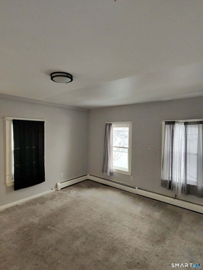 Photo - 69 Franklin St