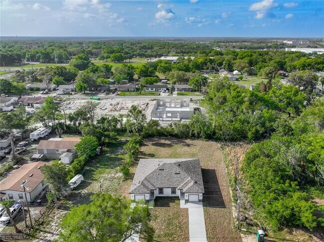 Photo - 356 W 4th St