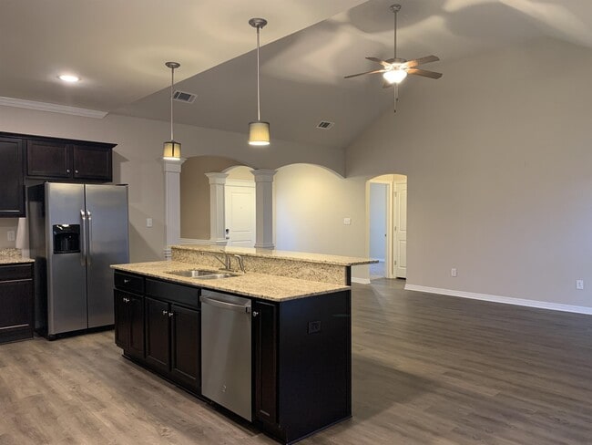 Photo - 8591 Prince Ct