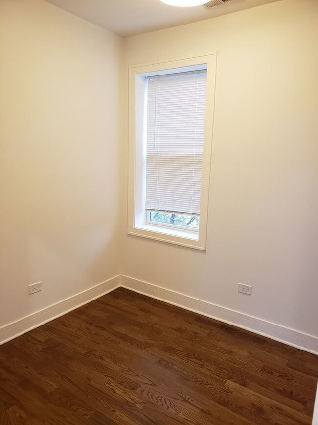 Photo - 2347 W Taylor St Unidad 3R