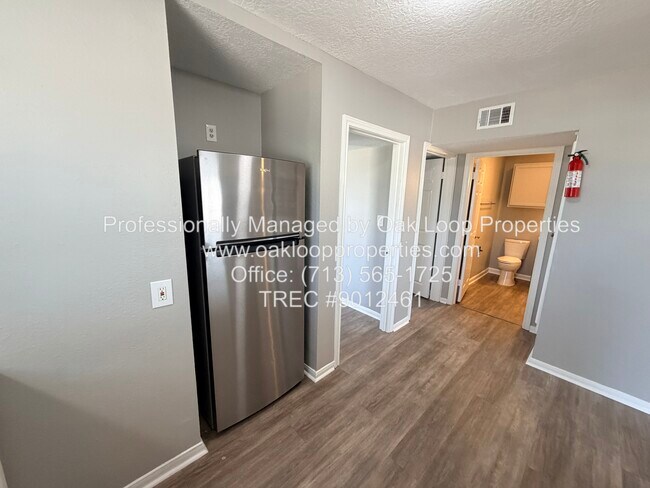 Photo - 1414 East Ave Unit 1