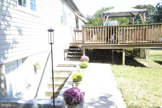 837 Turf Valley Dr