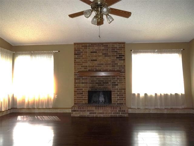 2517 Hollydale Dr