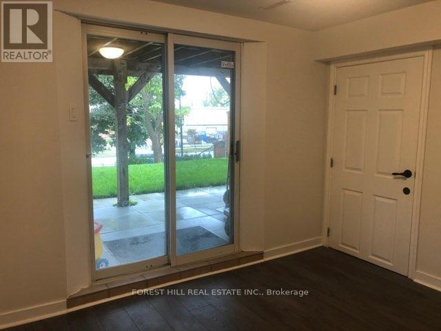 Photo - 290 Britannia Ave