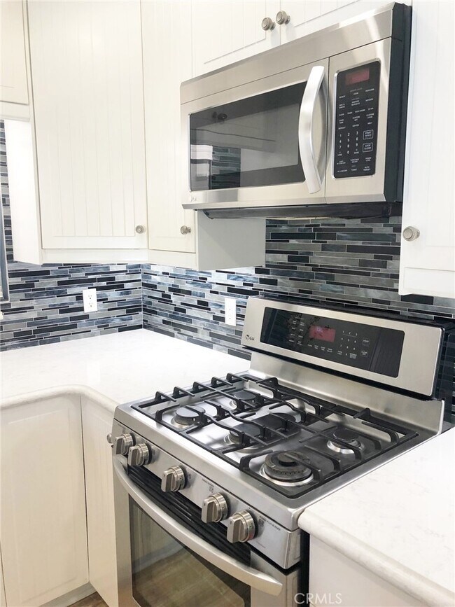 Photo - 416 Narcissus Ave